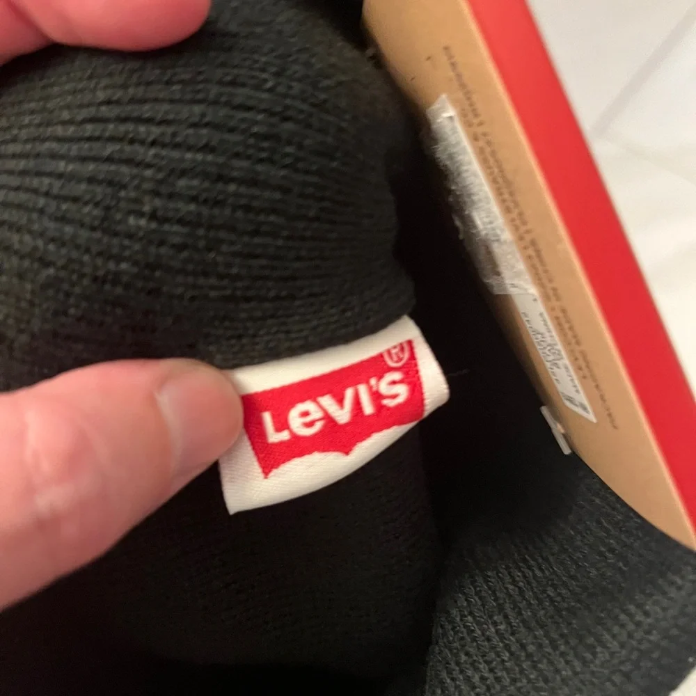 Levis this beanie